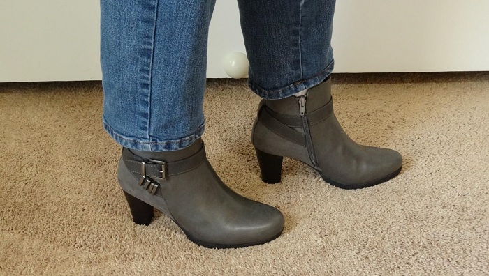 Mysoft Women's Zipper Booties Chunky Ankle Boots