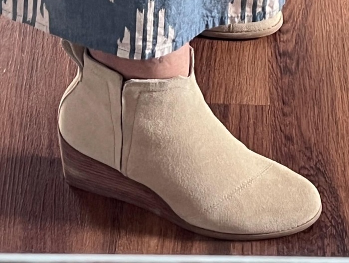 TOMS Women's Clare Ankle Boot